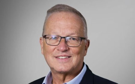 Richard Chambers Releases New Edition of Trusted Advisors, Defining the “Human Edge” in the Age of AI